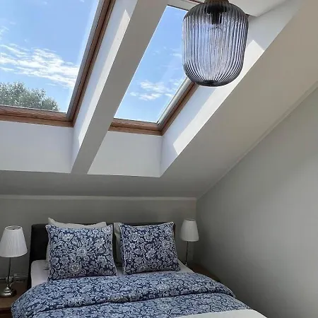 Apartmán Spacious 2-level I Free Parking